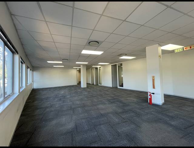 723M² OFFICE TO LET IN SANDTON CENTRAL